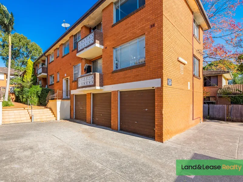Renovated 2 Bedroom Apartment for rent !!!!!!!!!!!!!
