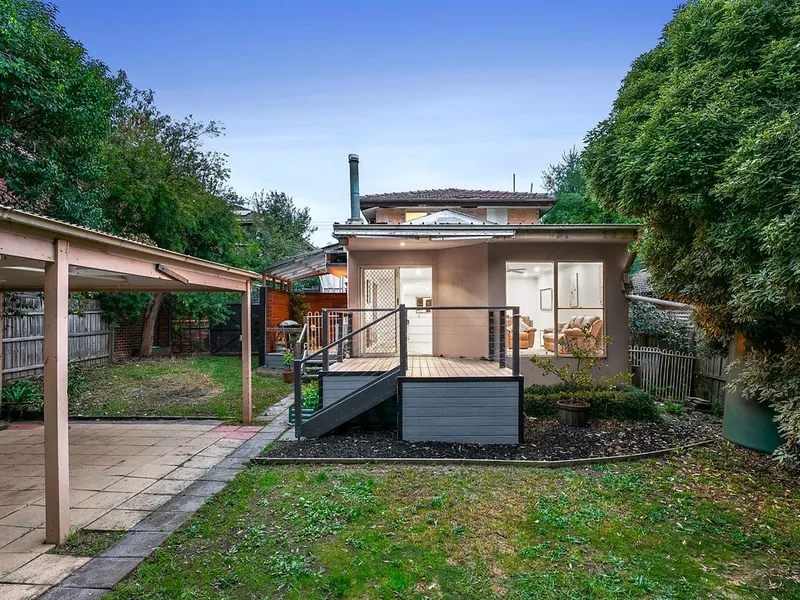 Perfectly positioned family home!