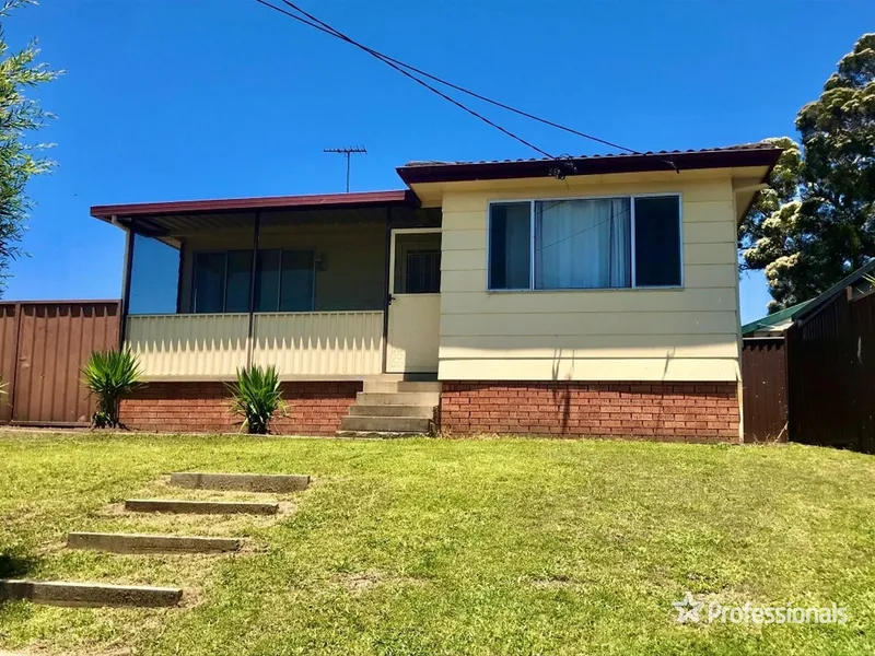 Neat and tidy 3 bedroom home with new air conditioning