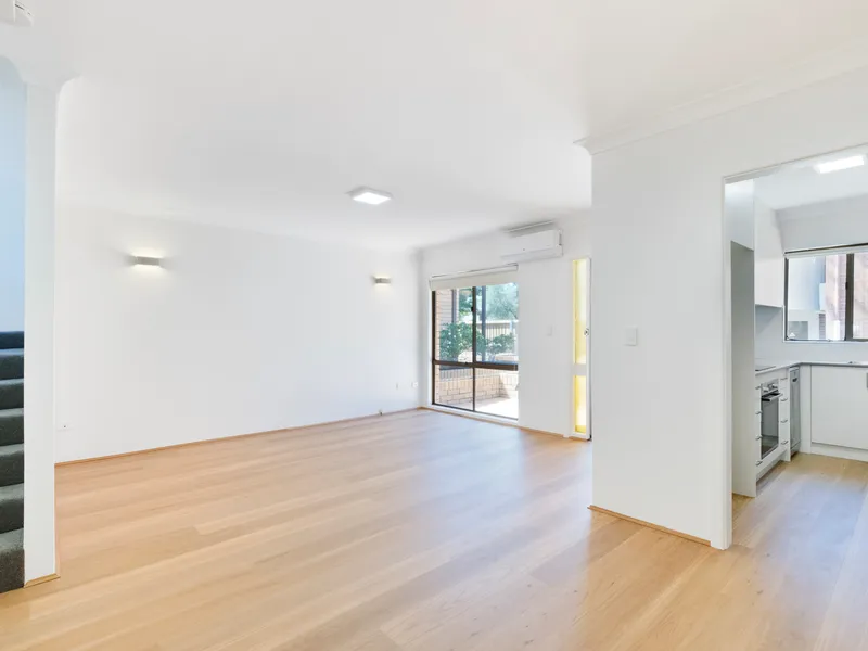 Updated, Spacious & Bright townhouse