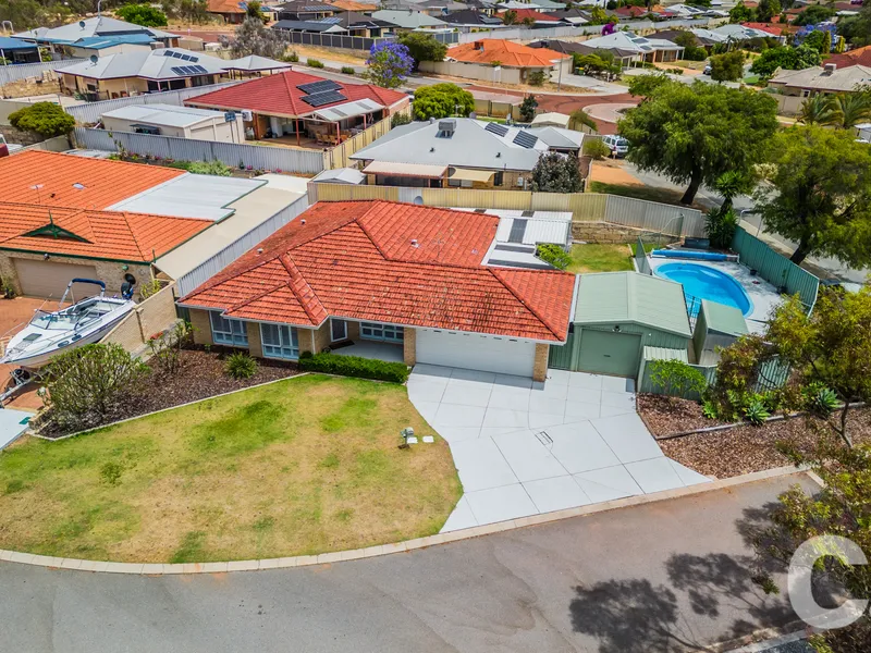 ENTERTAINER LIFESTYLE ON GLAMIS!