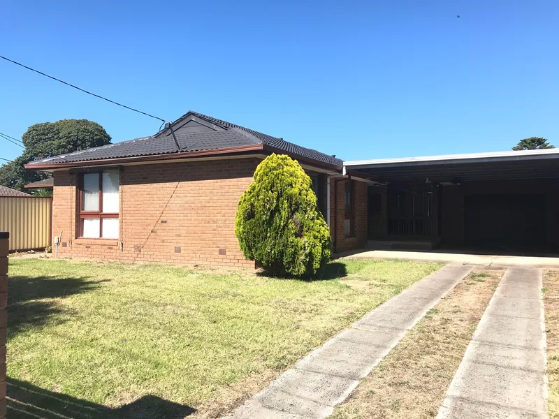 3 Bedrooms Home in Clarinda 