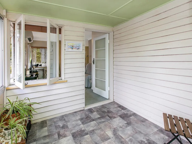 Charming Bardon Home