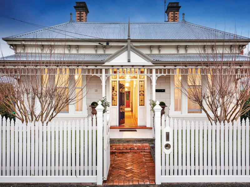 Stunning Period Home, In the Heart of the CBD
