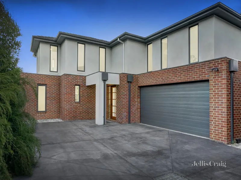 Stylish and private with freeway proximity