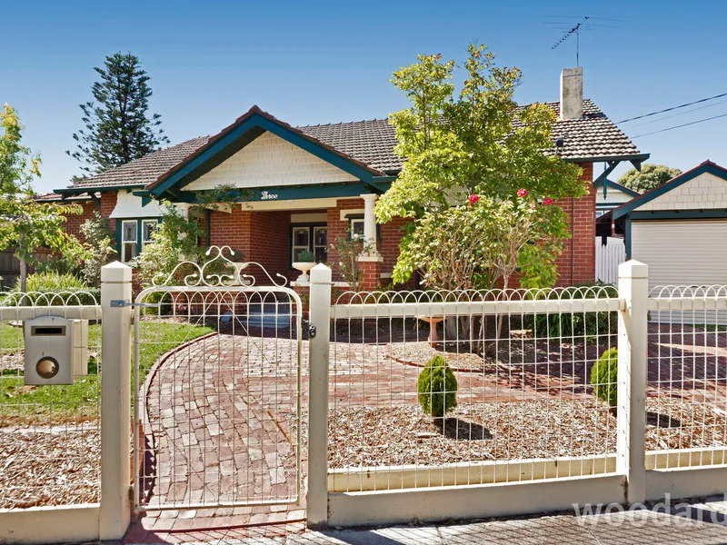 Period living with contemporary class