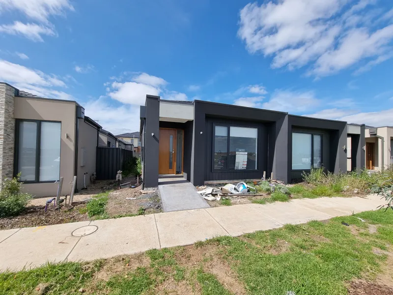 Brand New 3Bedroom!!!