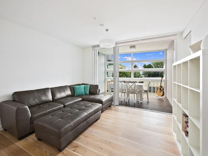 Immaculate FURNISHED Apartment in the Heart of North Sydney