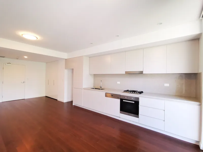 Stunning Near New 2 Bedroom Apartments