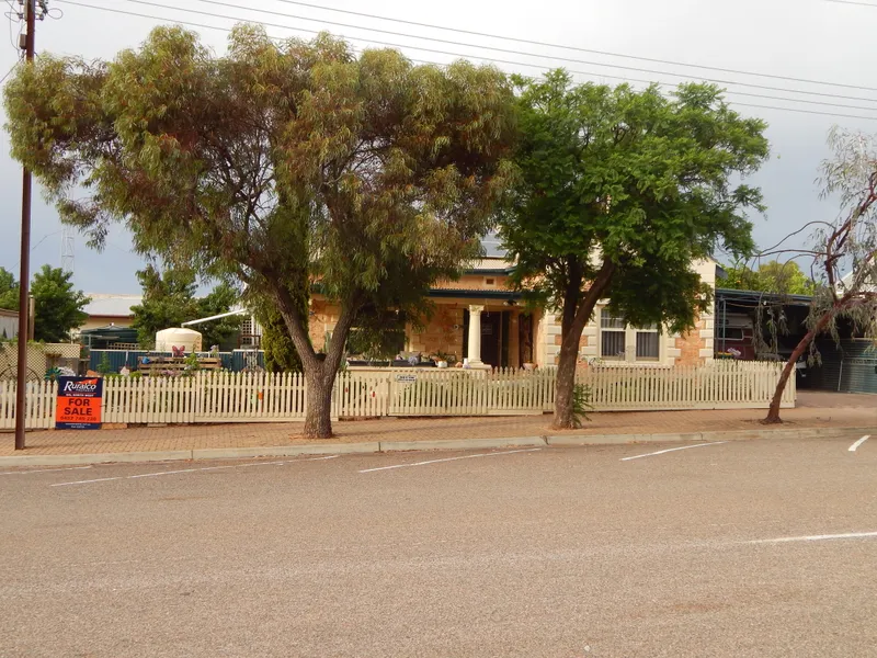 Cathy & Poppy's Retreat  $160,000