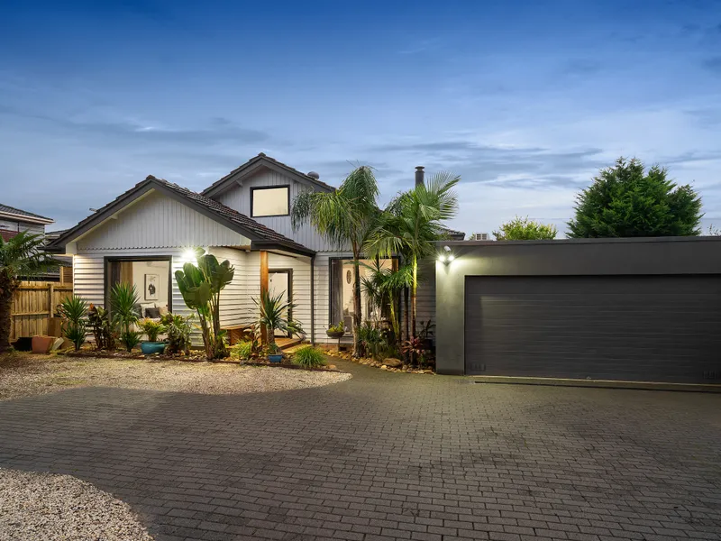 Fully updated family villa close to schools, shops and parks