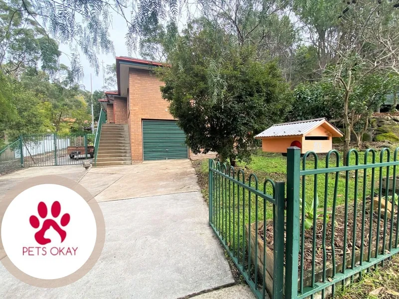 THREE BEDROOM BRICK HOME WITH TEENAGE RETREAT/ ADDITIONAL LIVING AREA