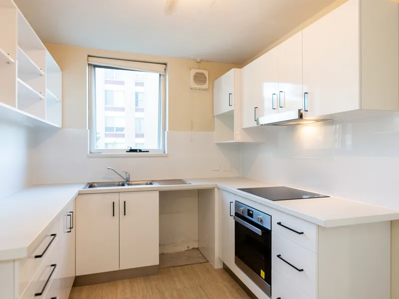 LOCK UP AND LEAVE....