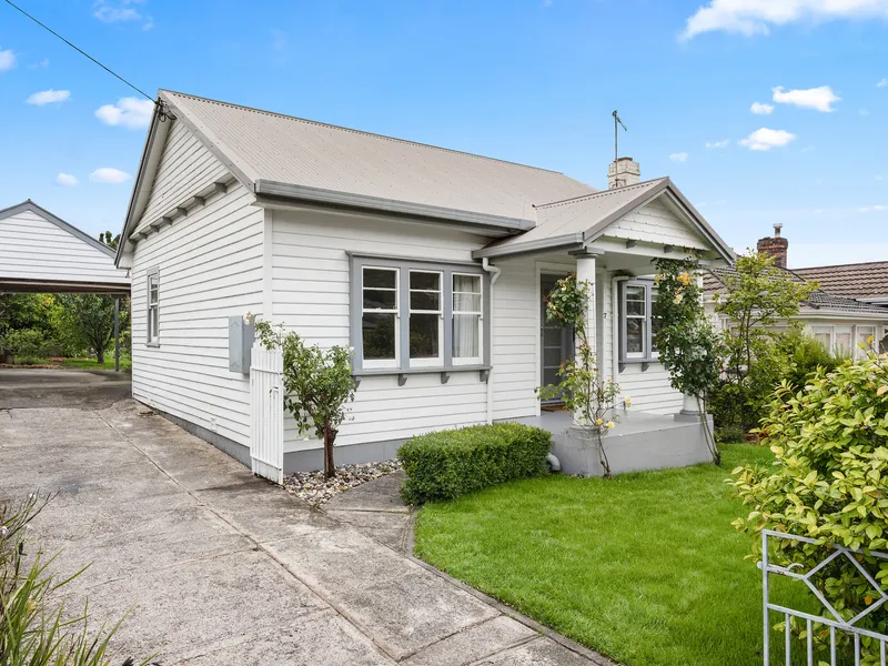 Character cottage, brand new kitchen, modern bathroom