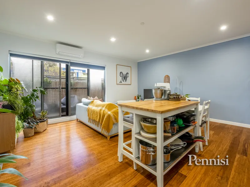 FOR LEASE BY PENNISI