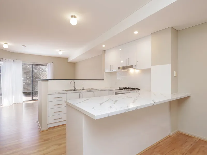 Como living at it's best!