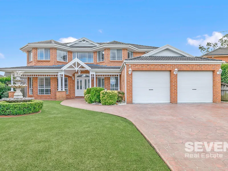SPACIOUS FAMILY HOUSE WITH EXCELLENT LOCATION