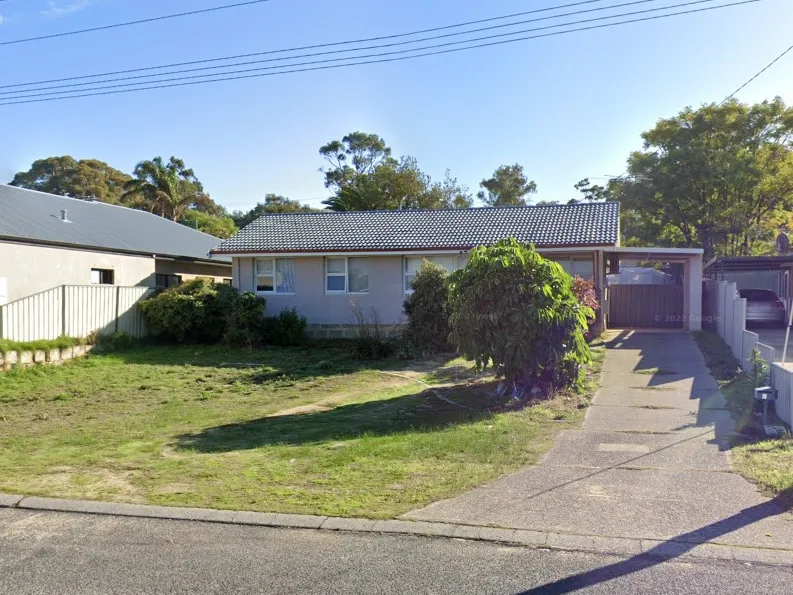 Great first home or investment!