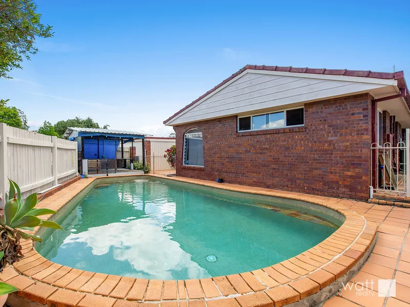 Big on Space + Investment Potential Plus (Huge 7.2% Yield)