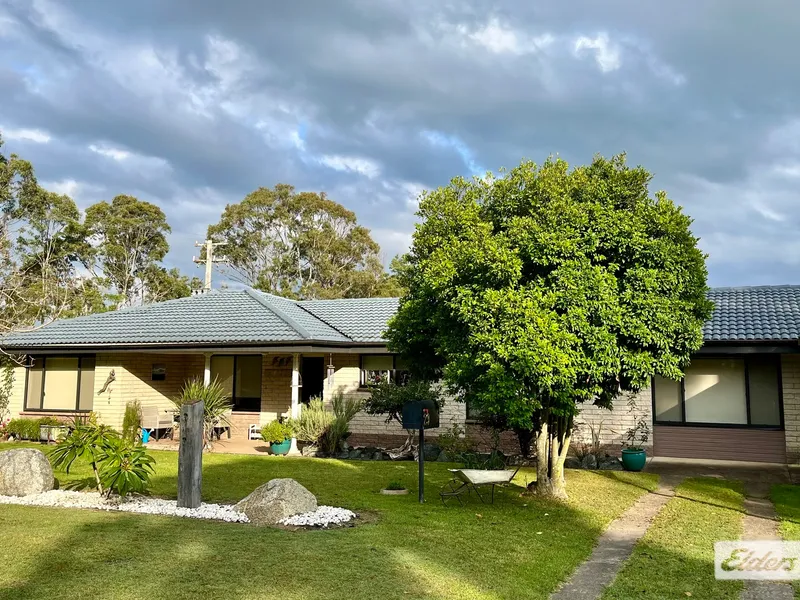 Family Haven: Spacious 4-Bed Home with Solar, Shed, and Charm