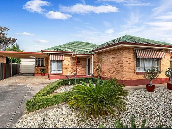 Family Home in the Heart of Salisbury