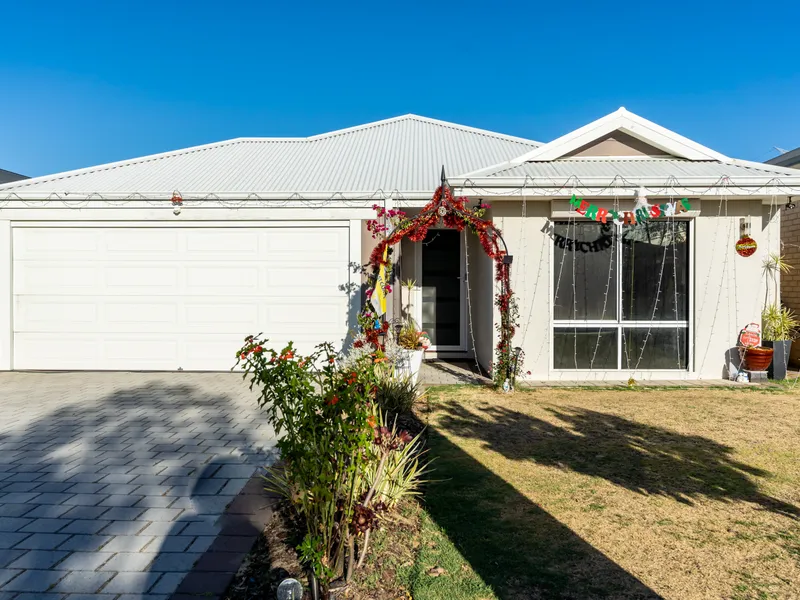 A LIFESTYLE HOME IN DAYTON!
