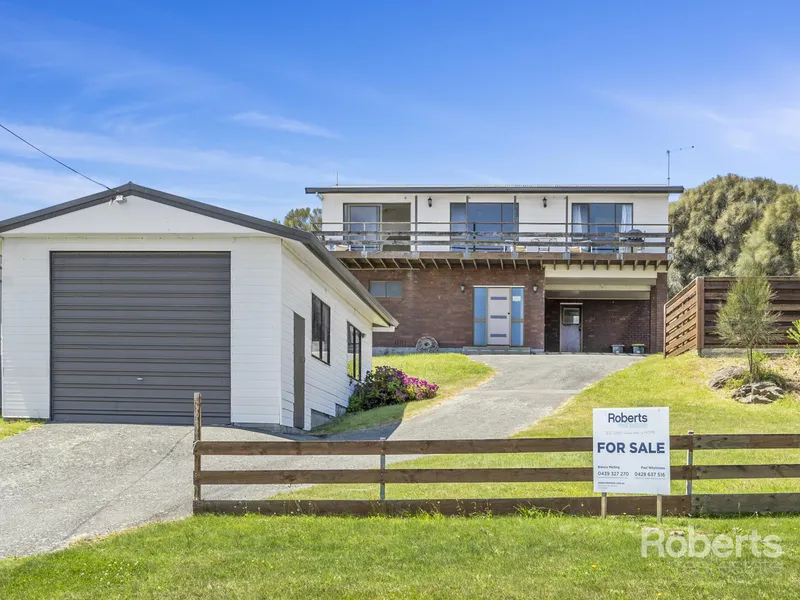 Elevated with Wrap-Around Views that Will Leave you Breathless