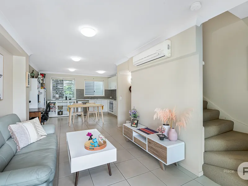 Two-bedroom townhome, small complex, central location