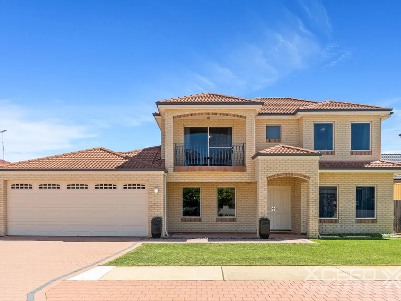 Luxury by The Coast in Family-Friendly Iluka!