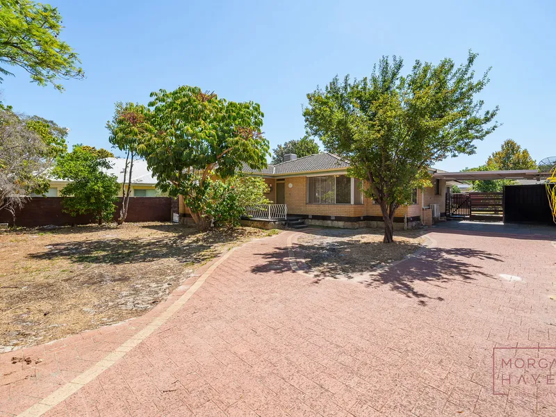 FAMILY HOME IN ROSSMOYNE PRIMARY AND SENIOR HIGH SCHOOL ZONE!