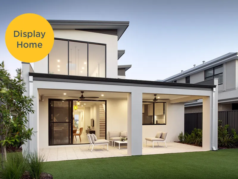 DISPLAY HOME WITH THE WOW FACTOR!