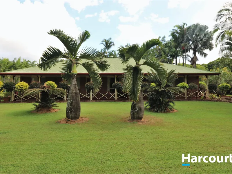 Beautiful home with your own exotic food source.