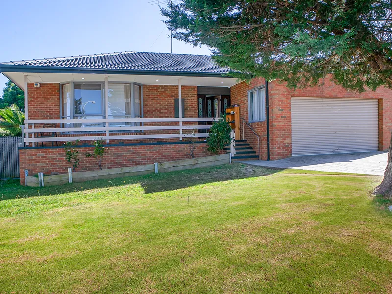 Huge Renovated Family Home!!!
