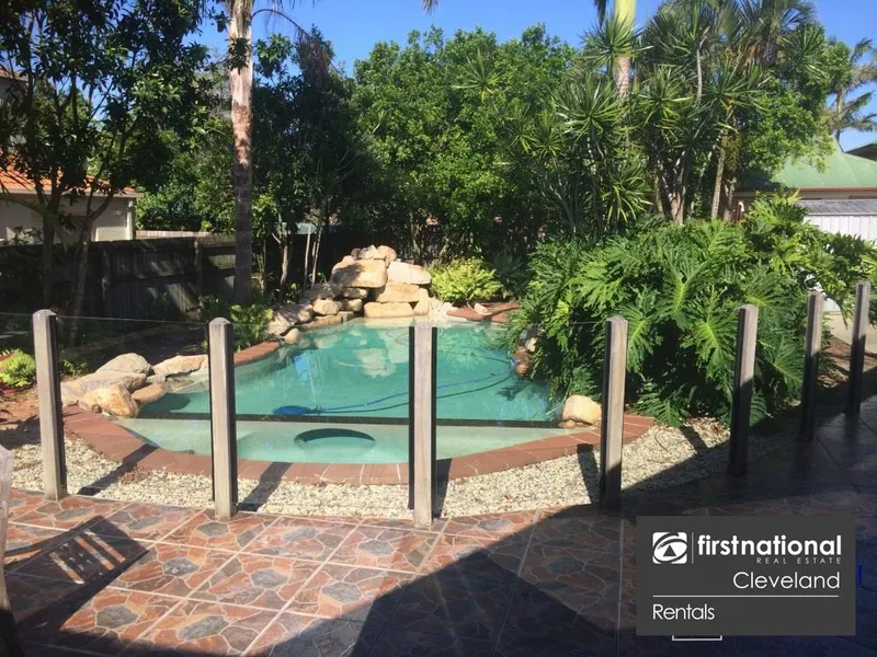 PARTIALLY RENOVATED HOME - CENTRAL CLEVELAND - IN-GROUND POOL