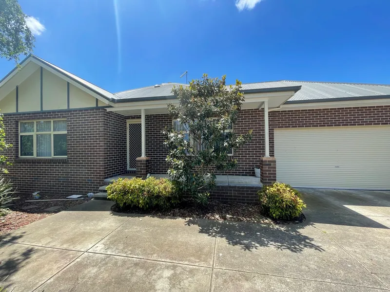 Neat and tidy 3 Bedroom Unit