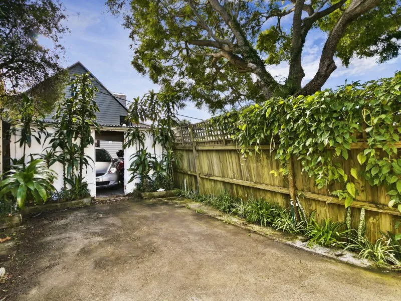 Three bed Terrace in Fantastic Location 