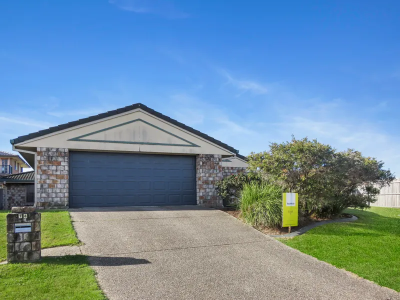 Large Entertaining Area and Backyard.