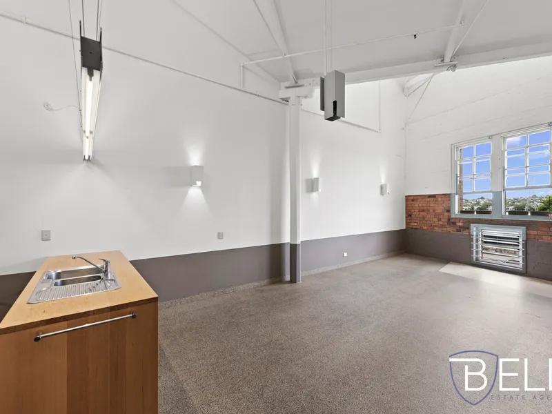 Sleek and Stylish, Ultra Modern Apartment!