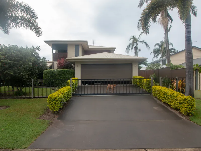 PET FRIENDLY STAND ALONE DUPLEX
