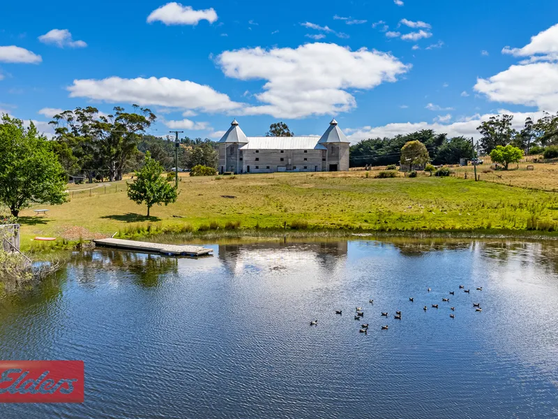 Five Houses, Oast House, Backpacker Accommodation, River Frontage