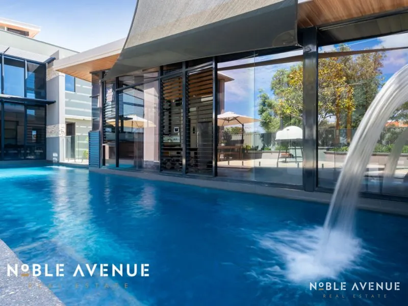 Innovative Coastal Luxury