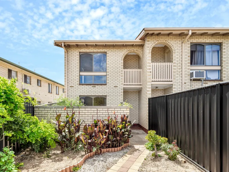 EXCEPTIONAL VALUE  NEST OR INVEST IN A TWO BEDROOM TOWNHOUSE