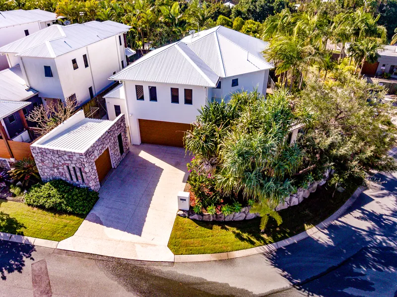 Style and Luxury in Exclusive Gated Community