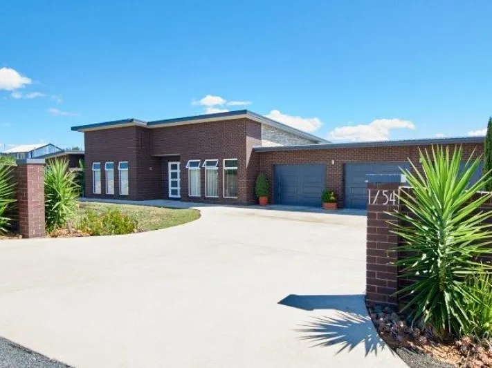 Modern Executive Home Plus Cottage