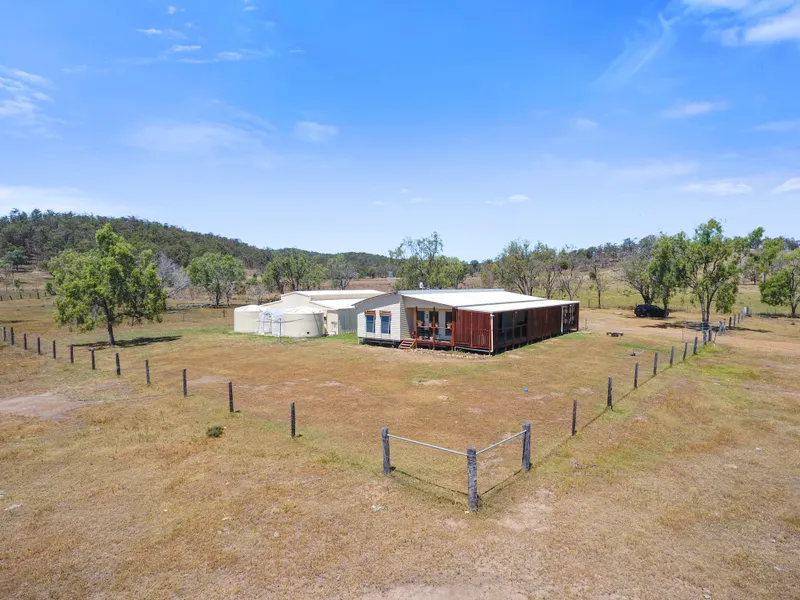 BEAUTIFUL ACREAGE PROPERTY ON 6.2 HA ( APPROX 15.5 ACRES ) HUGE SHEDS