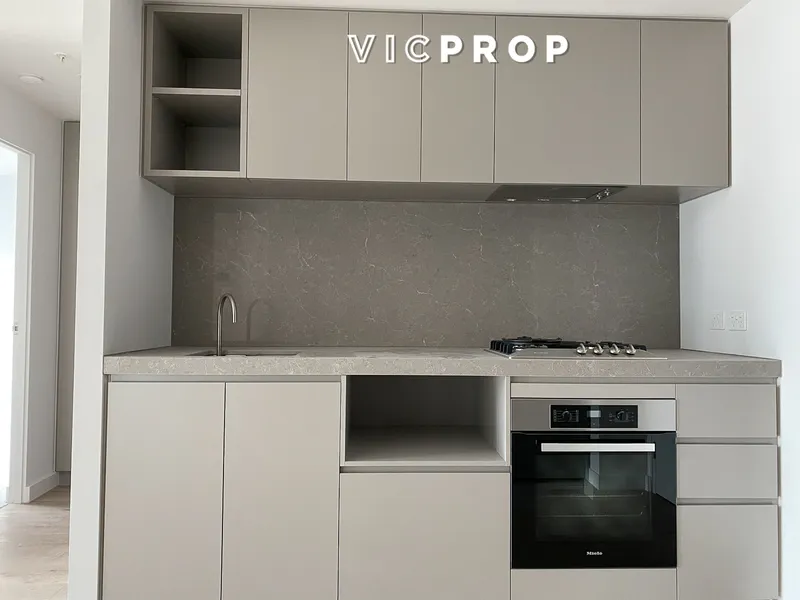 Inner City Living with Luxurious Lifestyle - Brand New!