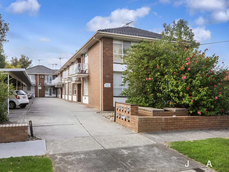 LOCATION DOESN'T GET BETTER