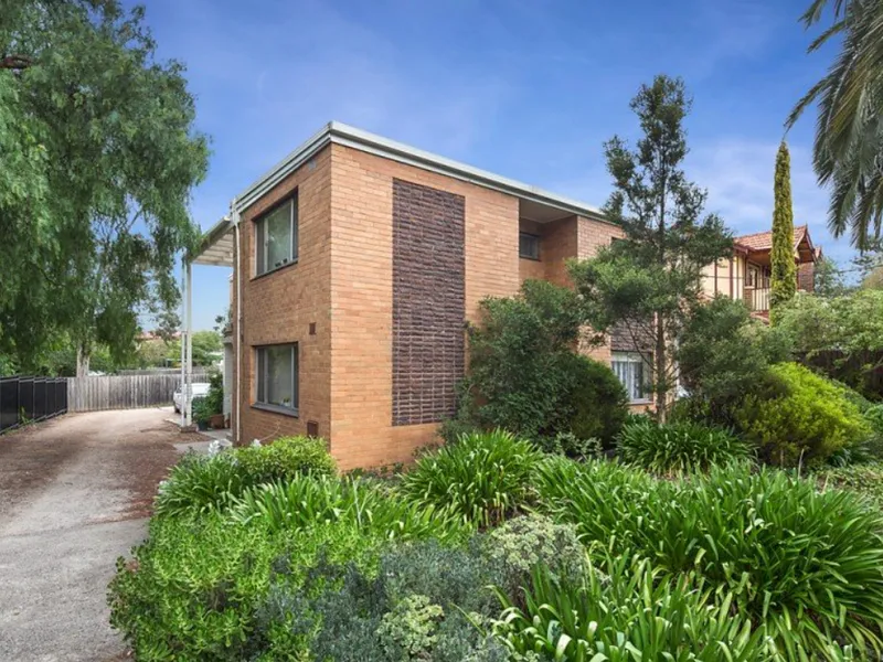 BOUTIQUE VILLA ON THE PARK