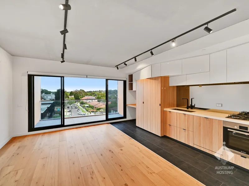 Spacious Two-Bedroom Apartment within walking distance to Box Hill Central