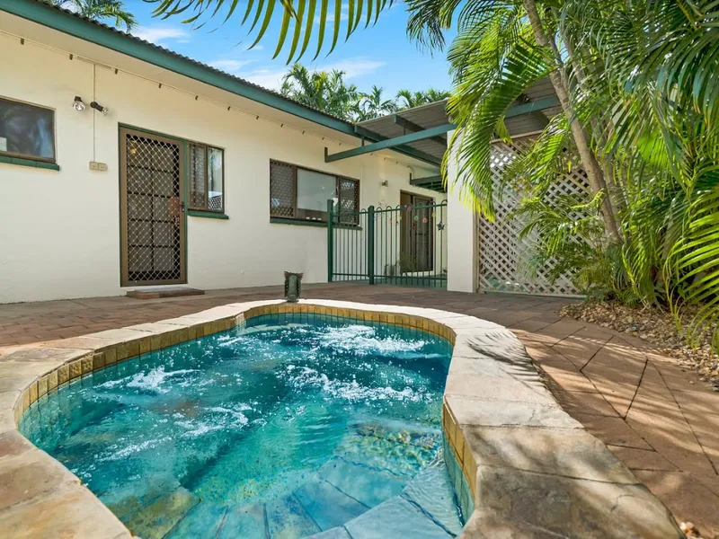 Urban Suburbs Oasis!